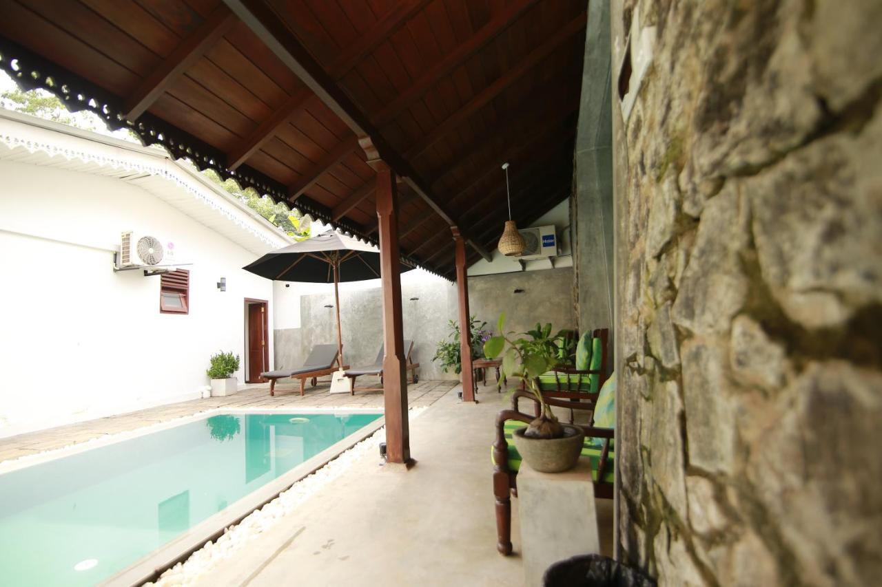 Rock Elephant Villa Hikkaduwa Exterior foto
